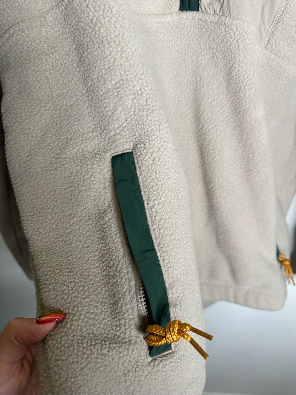 GAP Beige Fleece Jacket with Dark Green Trim - Picture 4 of 7
